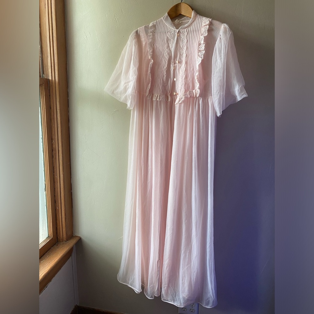 Vintage Peignoir Set